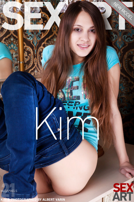 Kim B in Presenting Kim photo 1 of 13